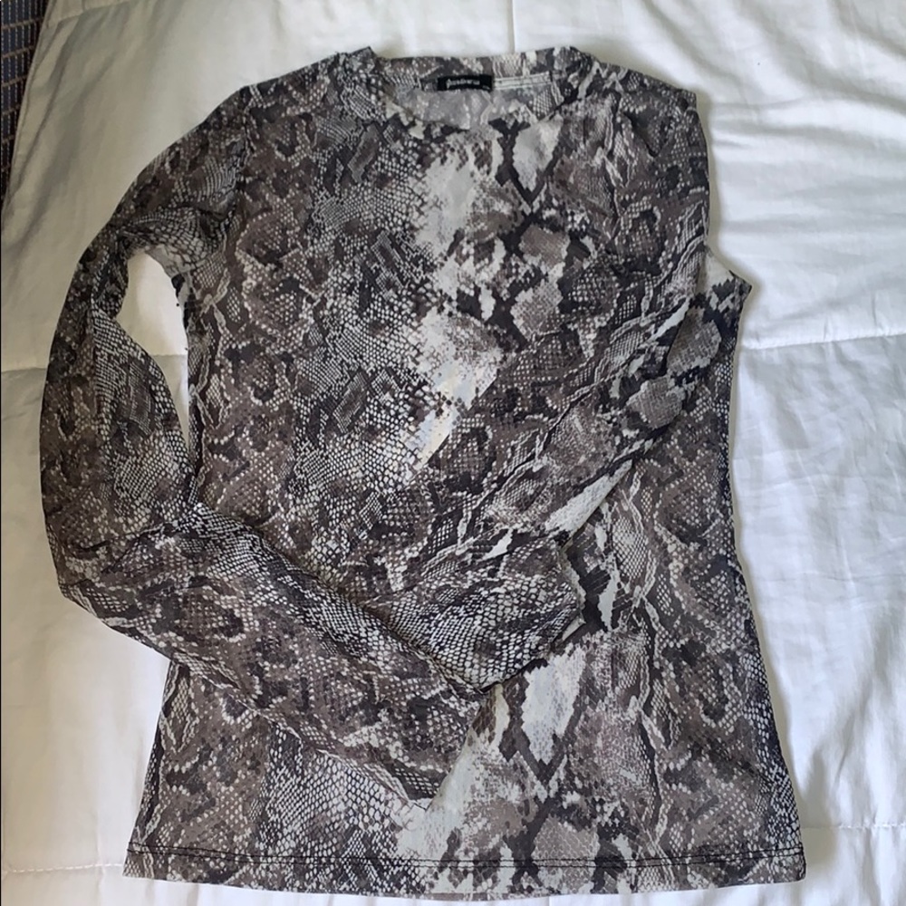 Mesh Top - Picture 4 of 5